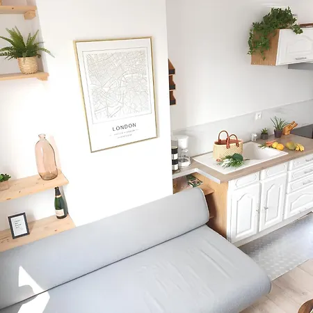 Lapostolle, Proche Centre, 3 Chambres, 2 Salles De Bain
